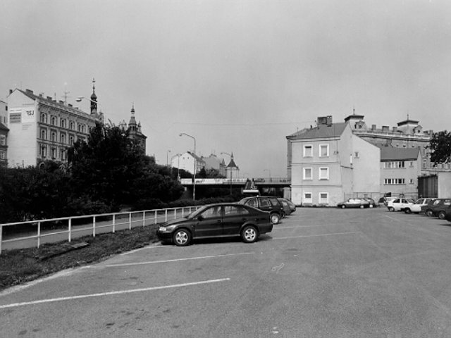 P��kopn� ulice - 1998