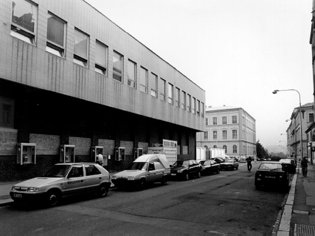 budova SPT Telecom v Sedl��kov� ulici