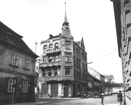 roh Veleslav�novy a Sedl��kovy ulice - 1969